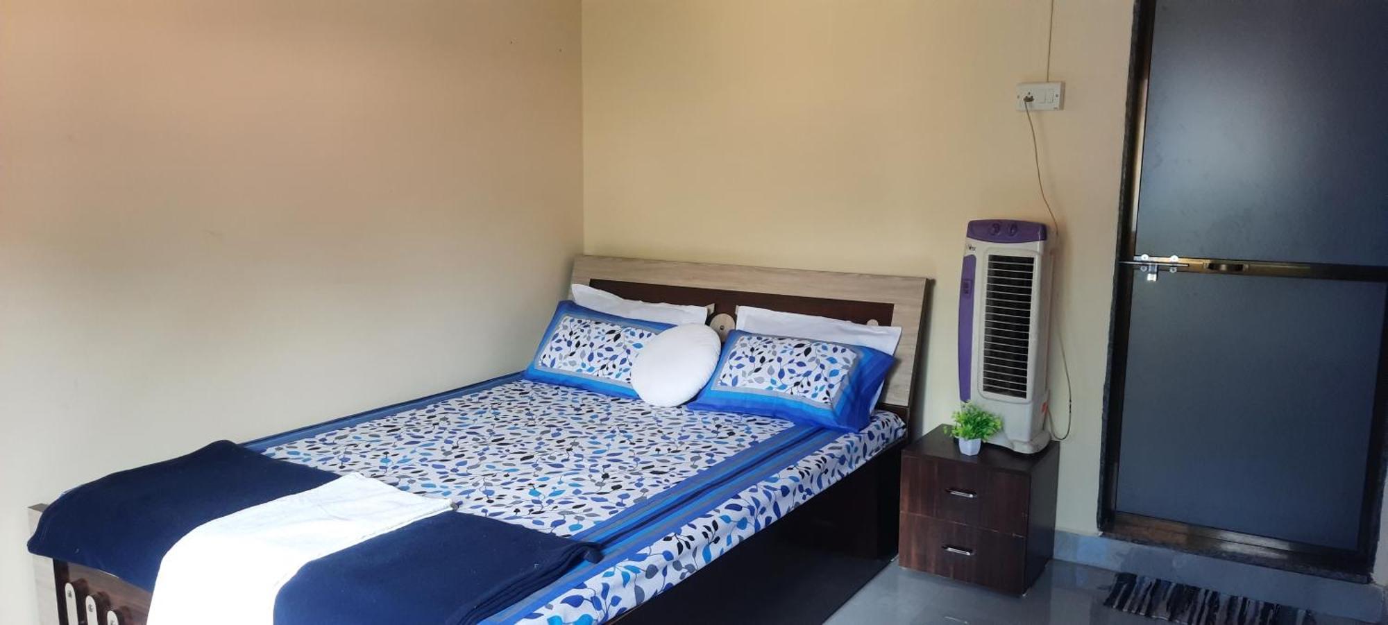 Costel Hostel Malvan Bagian luar foto